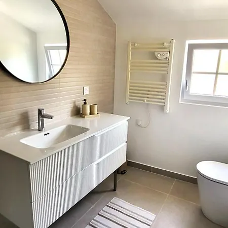 Le Chai Du Bourg Ferienhaus Saint-Georges-des-Côteaux